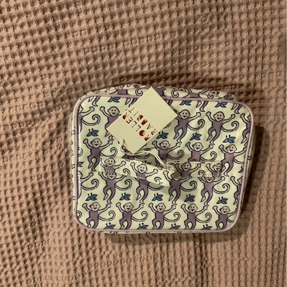 Roller Rabbit monkey carry all case - Picture 1 of 3